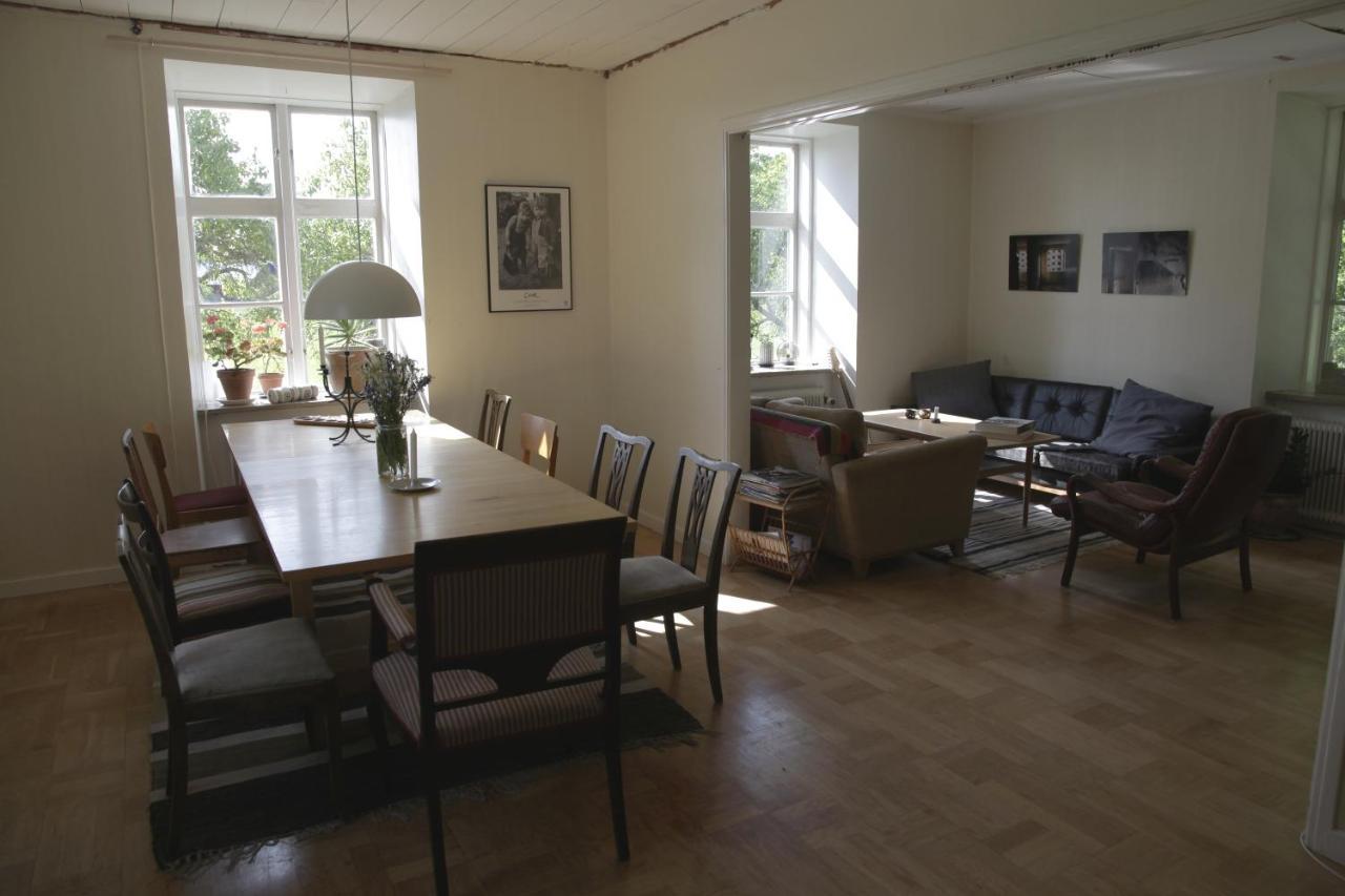 Bed and Breakfast Stora Mellings Gard Klintehamn Exterior foto